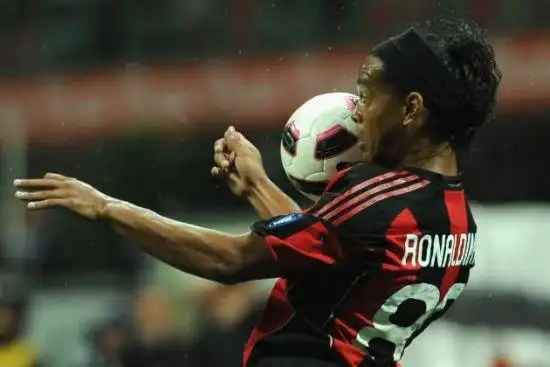 受到了足球 受到了足球