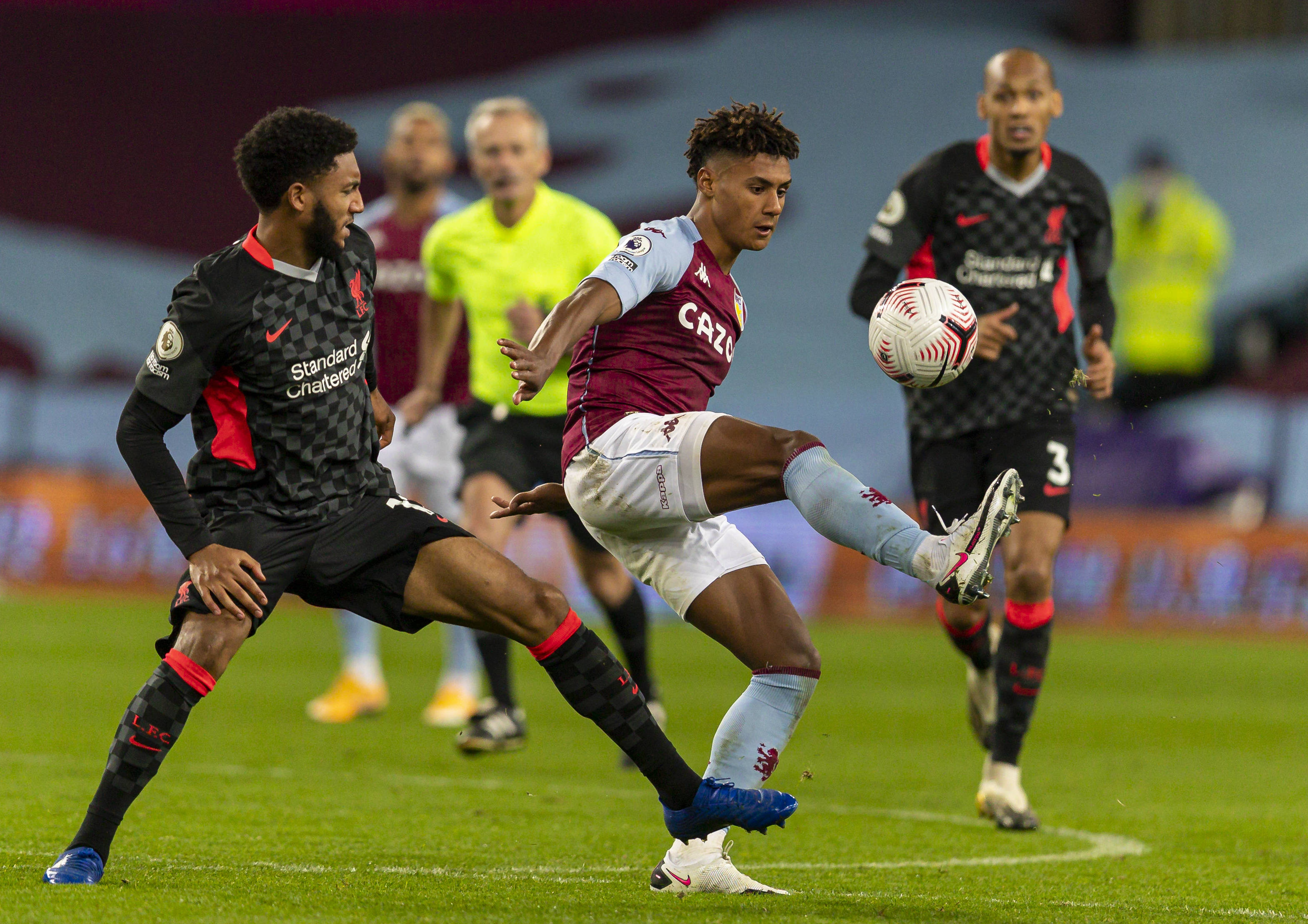 也是他在球 也是他在球